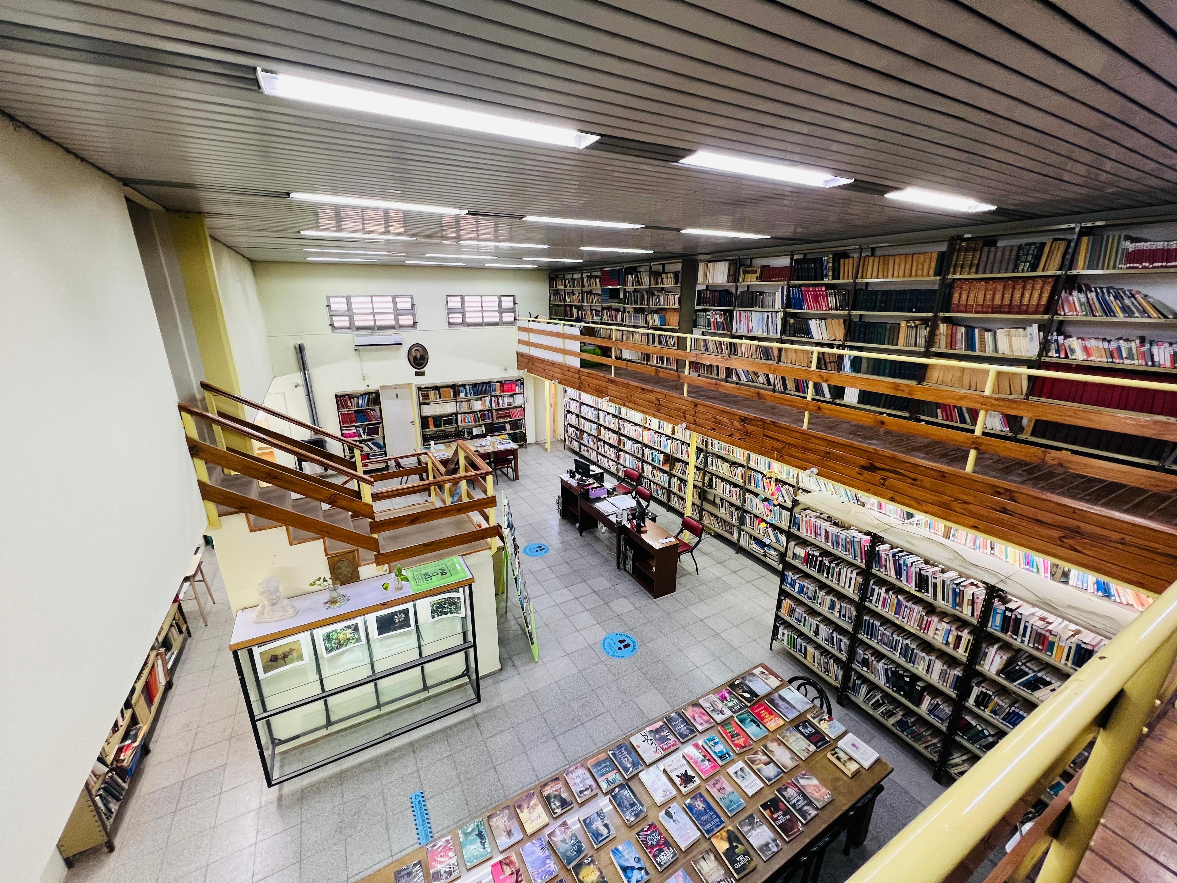 Biblioteca popular municipal "José Manuel Estrada"