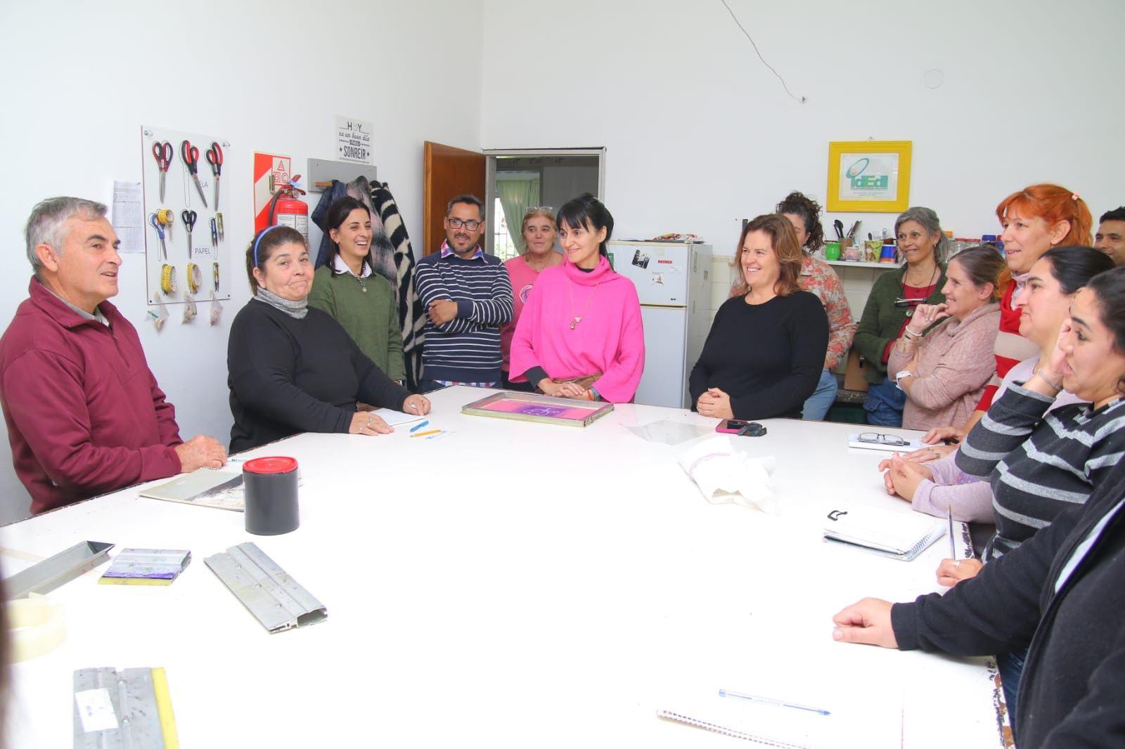 COMENZÓ EL CURSO MUNICIPAL DE SERIGRAFÍA