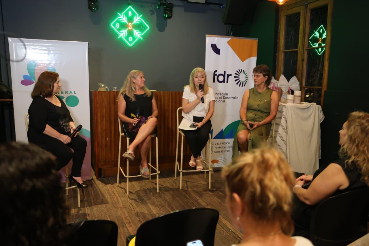 MUJERES QUE IMPULSAN